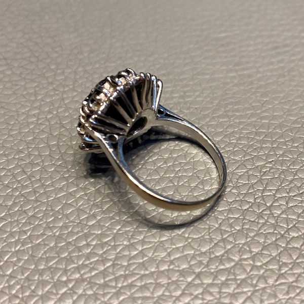 Sapphire & Diamond cluster ring - image 2