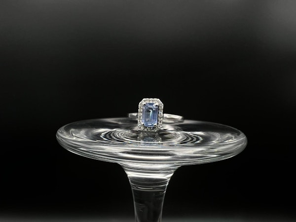 Beautiful Blue Sapphire&Diamond Ring - image 6