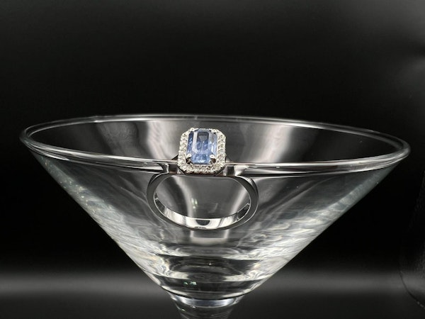 Beautiful Blue Sapphire&Diamond Ring - image 2