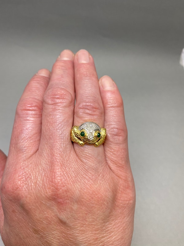 Frog Ring Emerald Diamond in 18ct Yellow/White Gold date circa 1970, Lilly's Attic since 2001 - image 4