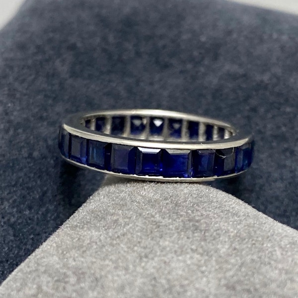 Sapphire Eternity Ring in 18ct White Gold date circa 1980, SHAPIRO & Co since1979 - image 1