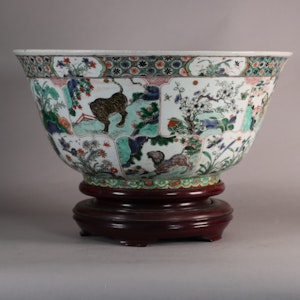 Chinese massive famille verte bowl, Kangxi (1662-1722)