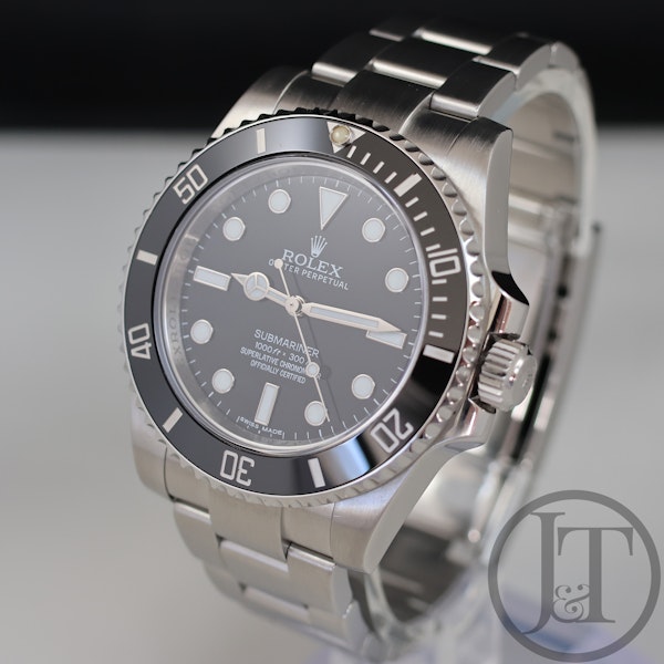 Rolex Submariner No Date 114060 2015 40mm Pre Owned - image 2
