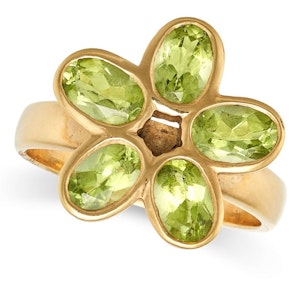 A Peridot cluster ring