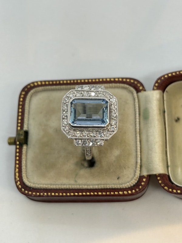 Aquamarine diamond ring at Deco&Vintage Ltd - image 2