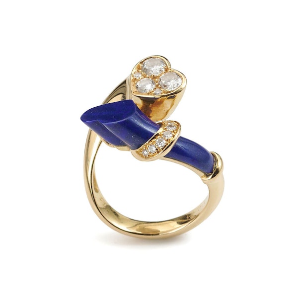 French Lapis Lazuli, Diamond And Gold Entwined Heart Crossover Ring, Circa 1990 - image 3