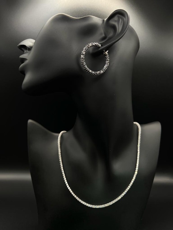 Very Nice Loop Earrings With Black&White Diamonds - image 1