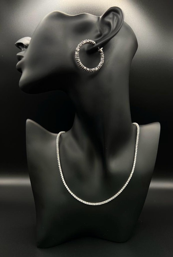 Very Nice Loop Earrings With Black&White Diamonds - image 2