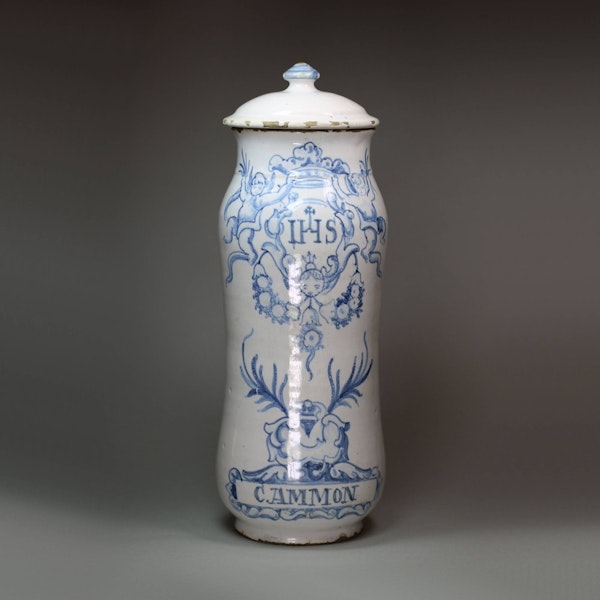 Spanish blue and white faience albarello and cover, dated 1773 - image 1