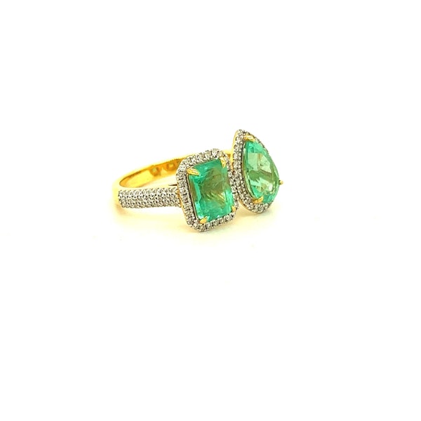 Unique Pear&Emerald Cut Emerald Ring In Yellow Gold - image 3