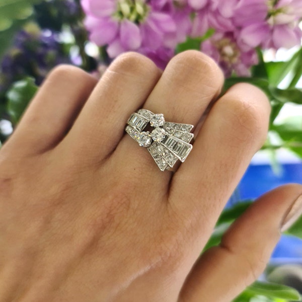 Late Art Deco Diamond And Platinum Ring, 1.60ct, Circa 1940 - image 3