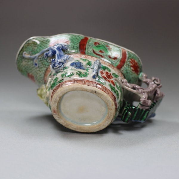 Chinese famille verte libation cup, Kangxi (1662-1722) - image 3