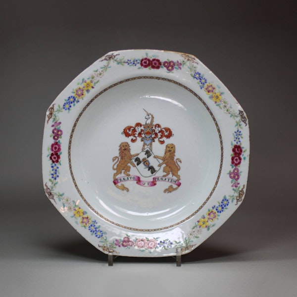 Chinese octagonal famille rose armorial soup plate, c. 1770 - image 1