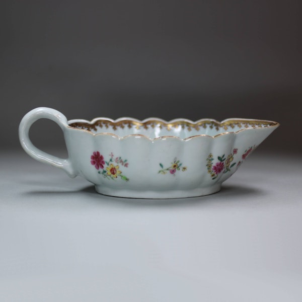 Chinese famille rose armorial sauceboat, c. 1775 - image 4