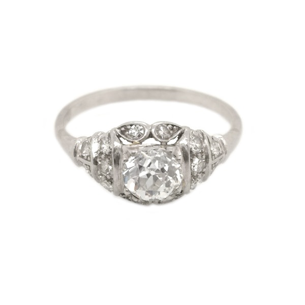 Late Art Deco Diamond and Platinum Ring, 0.85 Carats H SI1, Circa 1940 - image 5