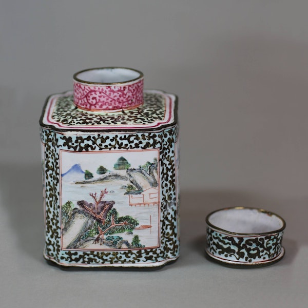 Chinese Canton enamel square-section tea canister and cover, Qianlong (1736-95) - image 6