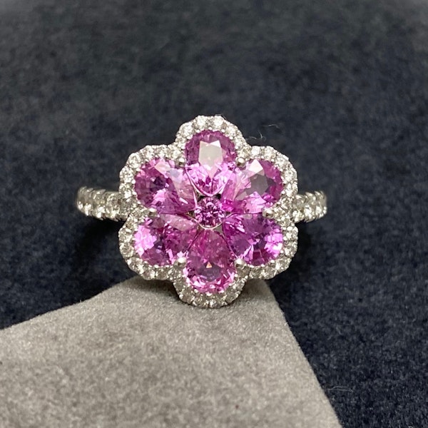 Pink Sapphire Diamond Ring in 18ct White Gold date circa 1980, SHAPIRO & Co since1979 - image 14