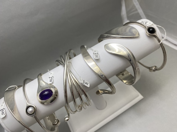 Selection of Vintage GEORG JENSEN bangles from SHAPIRO & CO since1979 - image 3