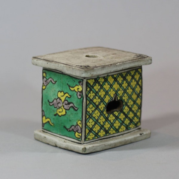 Chinese biscuit stand, Kangxi (1662-1722) - image 1