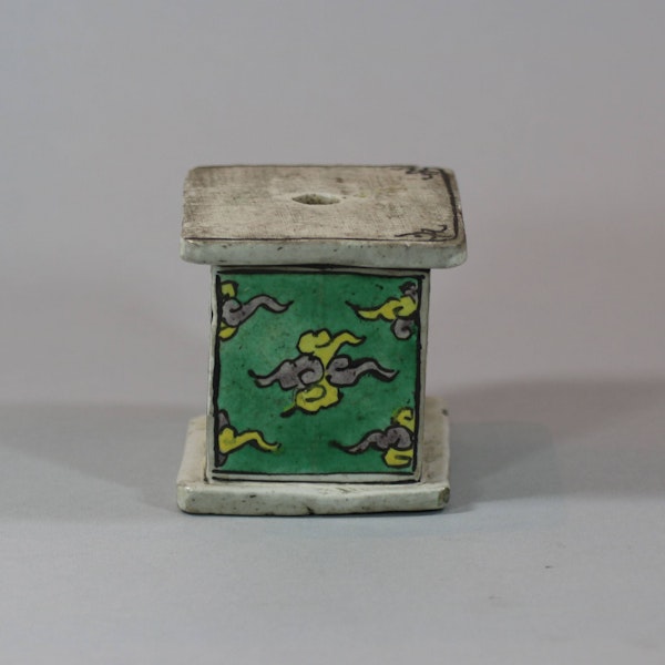Chinese biscuit stand, Kangxi (1662-1722) - image 3