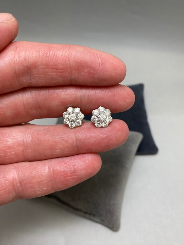 Diamond Cluster Earrings in 18ct Gold & Platinum date circa 1940, SHAPIRO & Co since1979 - image 2
