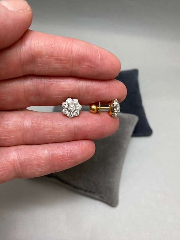 Diamond Cluster Earrings in 18ct Gold & Platinum date circa 1940, SHAPIRO & Co since1979 - image 3