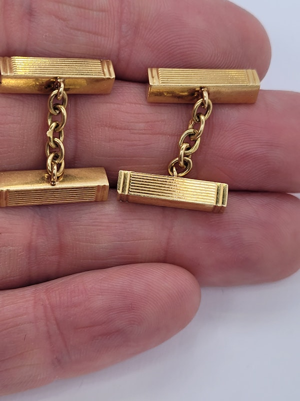 Pair of Boucheron 18ct gold cufflinks SKU: 6409 DBGEMS - image 2