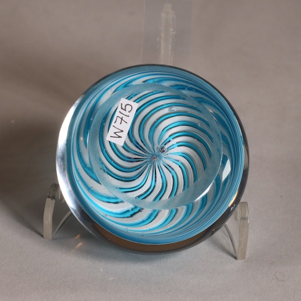 A Clichy swirl glass paperweight, c.1850 - image 2