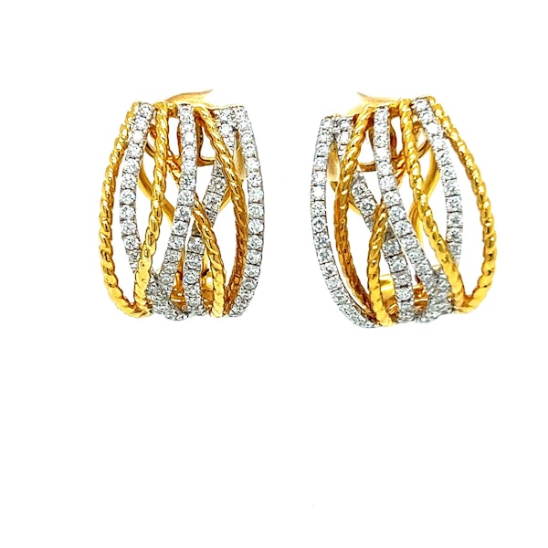 Pretty Diamond Earring’s In Yellow Gold - image 3