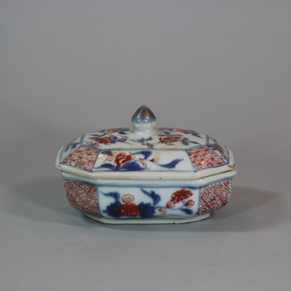 Small Chinese Imari spice octagonal box and cover, 18th century - image 3
