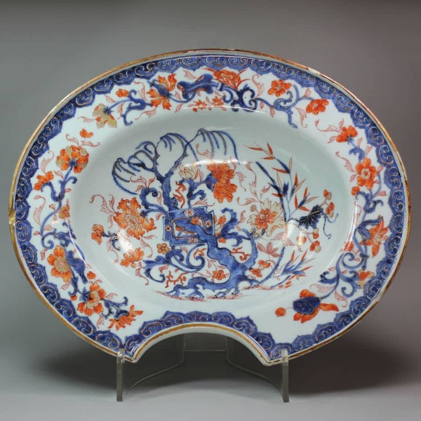 Chinese Imari barber's bowl, late Kangxi (1662-1722) - image 1