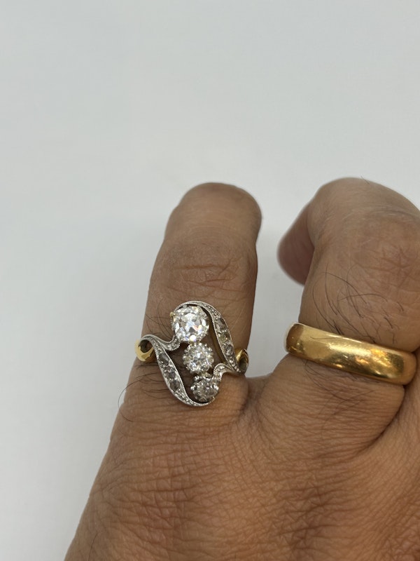 Art Nouveau French diamond ring - image 4