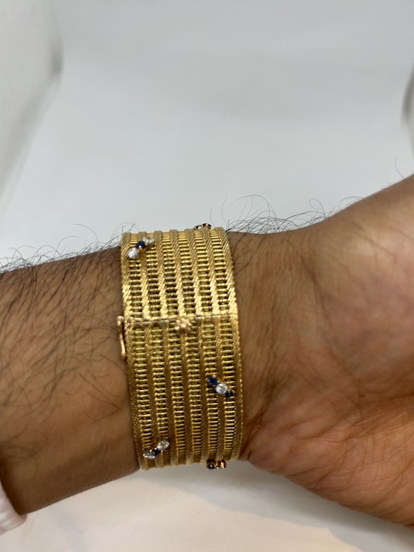 1960,s sapphire diamond 18ct gold bracelet at Deco&Vintage Ltd - image 5