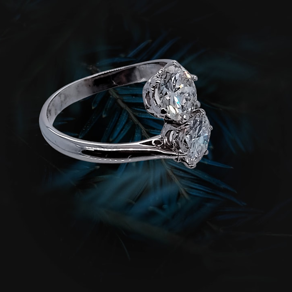 Diamond Twist Ring. - image 4