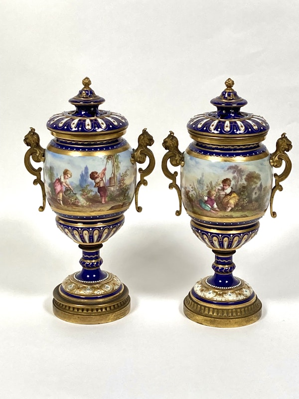 Pair Sèvres style vases and covers - image 2
