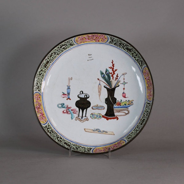 Chinese Canton enamel dish, c.1800 - image 1