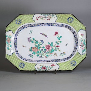 Canton enamel octagonal platter, late 18th century
