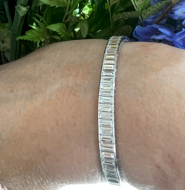 Modern Baguette Diamond And Platinum Bracelet, 16.23 Carats - image 3