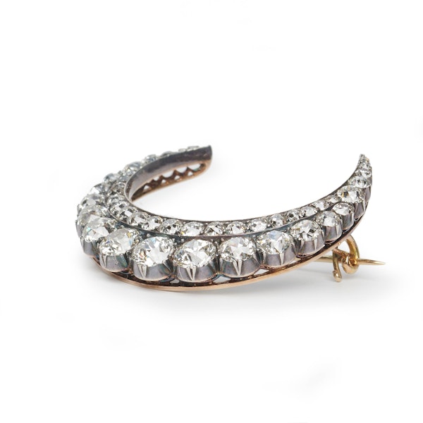 Victorian Diamond And Silver Upon Gold Crescent Brooch, Circa 1890, 5.40 Carats - image 3