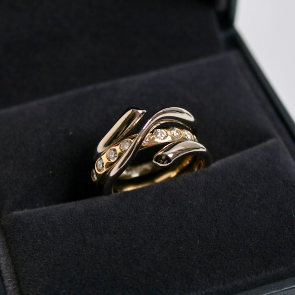 Georg Jensen "Magic" 18k Gold & Diamond ring - image 3