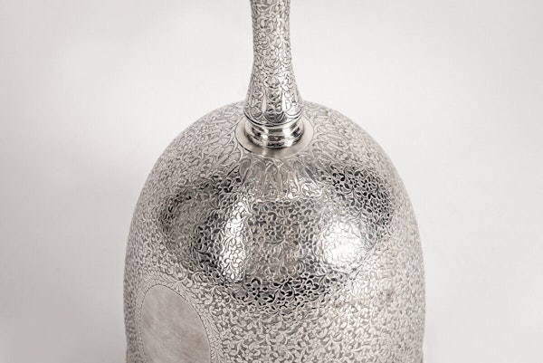 Large Fine Indian Lucknow Solid Silver Goblet Coriander Pattern - c.1870 - image 4