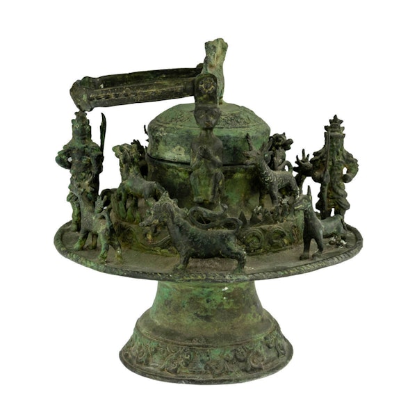 Antique Malay Bronze Kettle, Malaysia – 19th Century - image 2