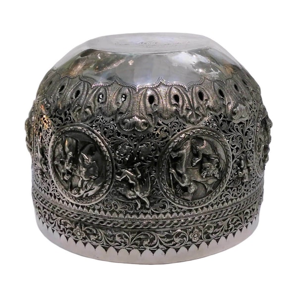 Antique Burmese Silver Pierced Bowl, Maung Hywet Nee - Late 19th C. - image 7