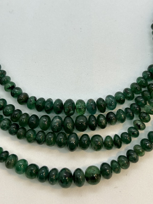 Lovely and wearable emerald beads necklace at Deco&Vintage Ltd - image 4