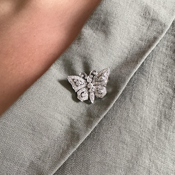 Diamond and White Gold Butterfly Brooch, Circa 1990, 1.40 Carats - image 5