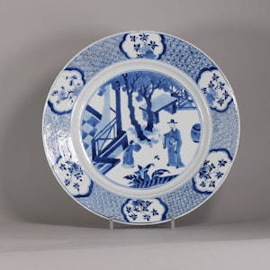 Chinese blue and white charger, Kangxi (1662-1722)