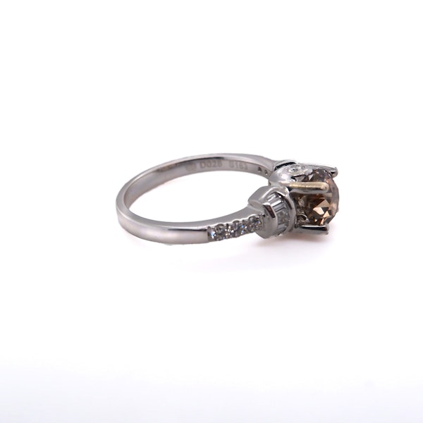 Fancy coloured diamond ring - image 2