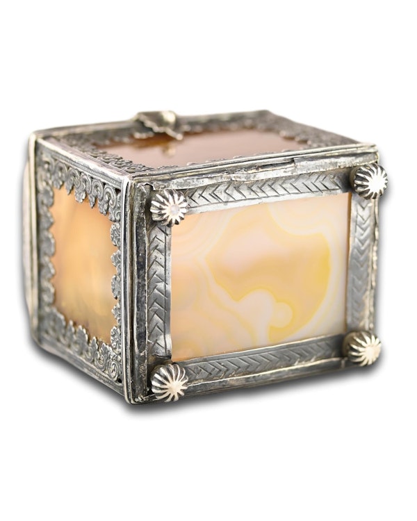 Silver mounted agate casket. Indian, 18th century. - image 2