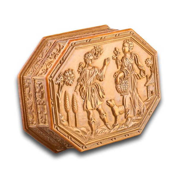 Exceptional boxwood snuff box with allegories of Summer. Dutch, 17th century. - image 11