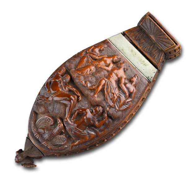 Coquilla ship form snuff box. French, early 19th century. - image 12